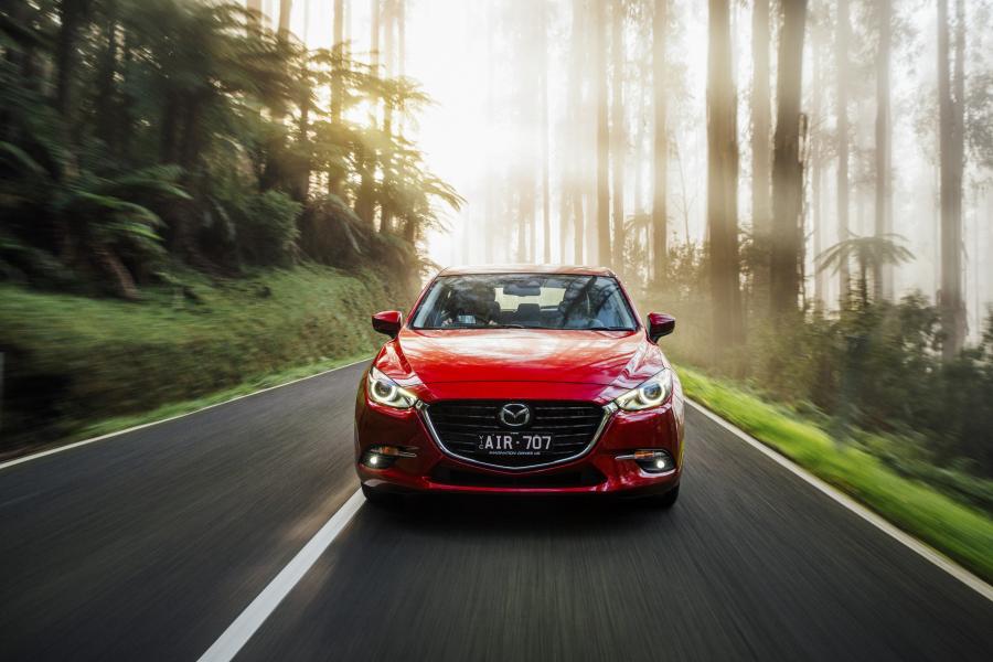  Mazda3 SP25 Astina Hatchback 2016 года  (AU) (фото 13 из 22)